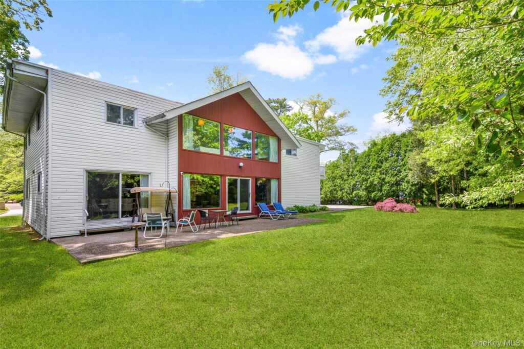 161 Morris Lane, New Rochelle, NY 10583 - Photo 23 of 29