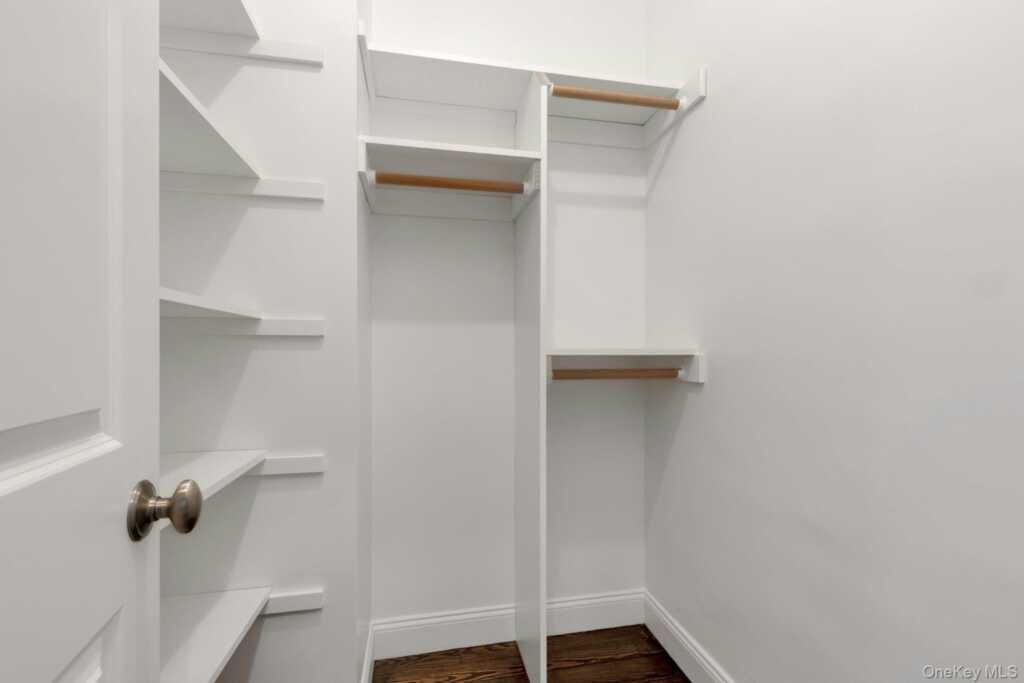 1002 Route 9W, Nyack, NY 10960 - Photo 15 of 28