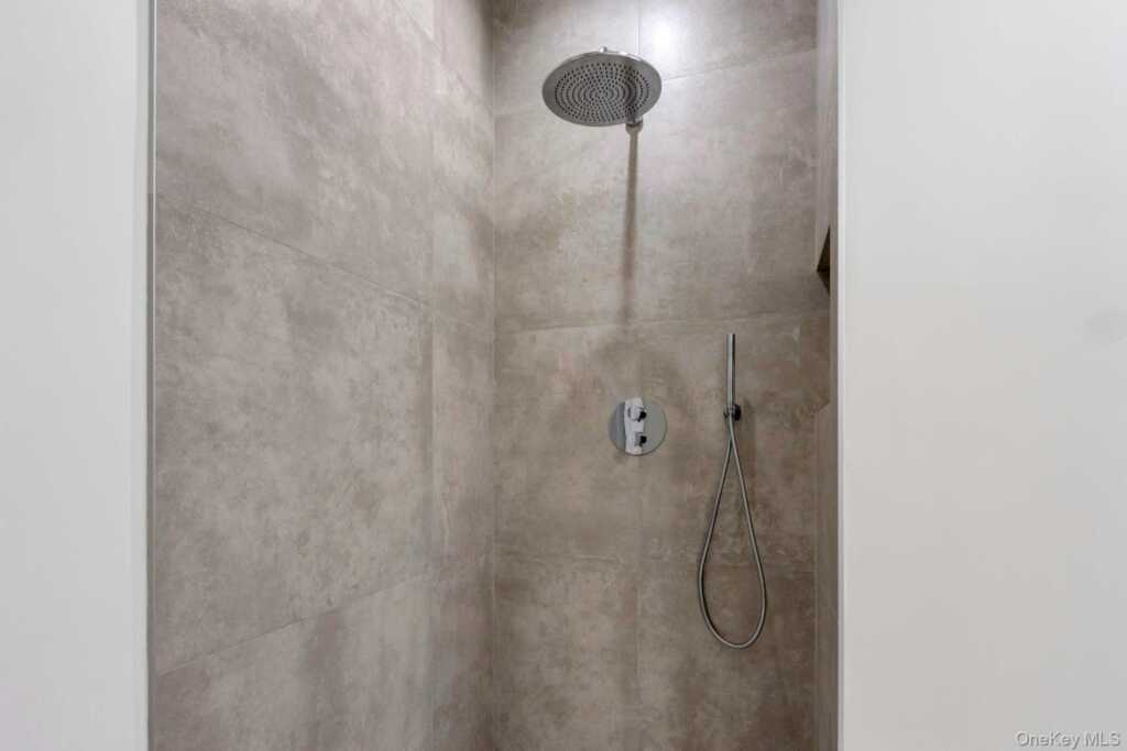 1002 Route 9W, Nyack, NY 10960 - Photo 17 of 28