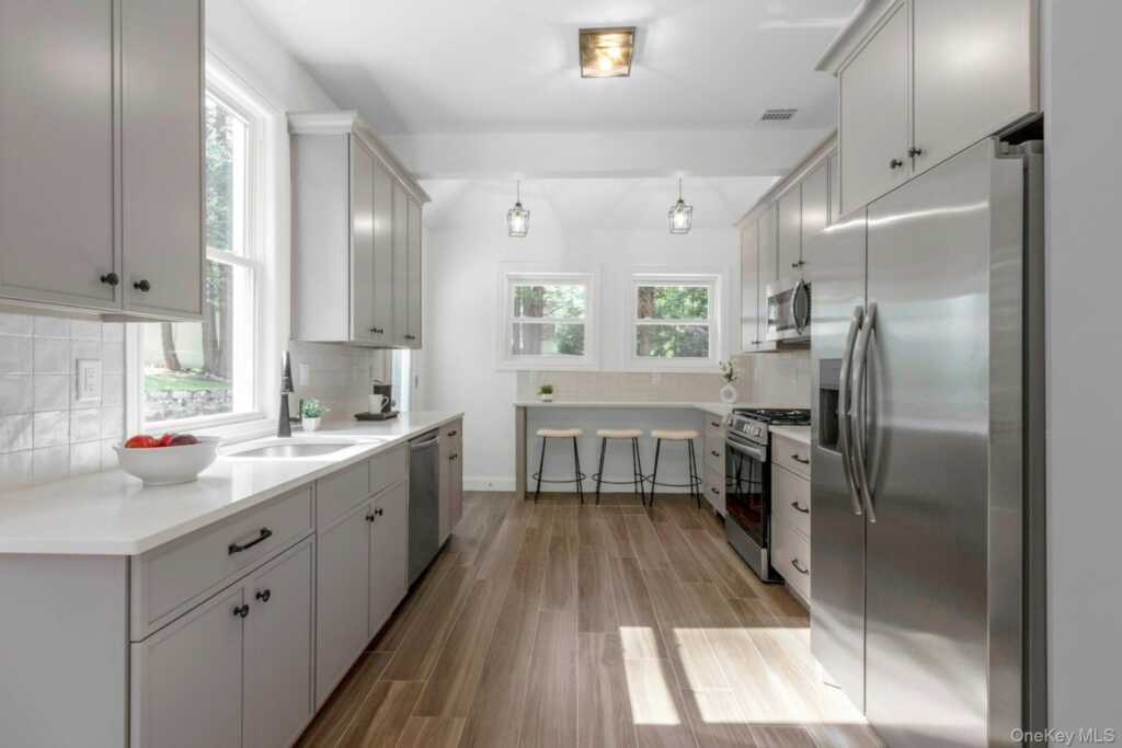 1002 Route 9W, Nyack, NY 10960 - Photo 7 of 28