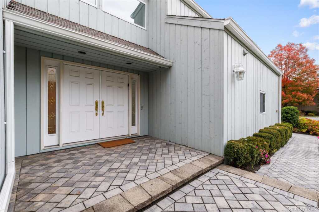 60 Talcott Road, Rye, NY 10573 - Photo 2 of 45