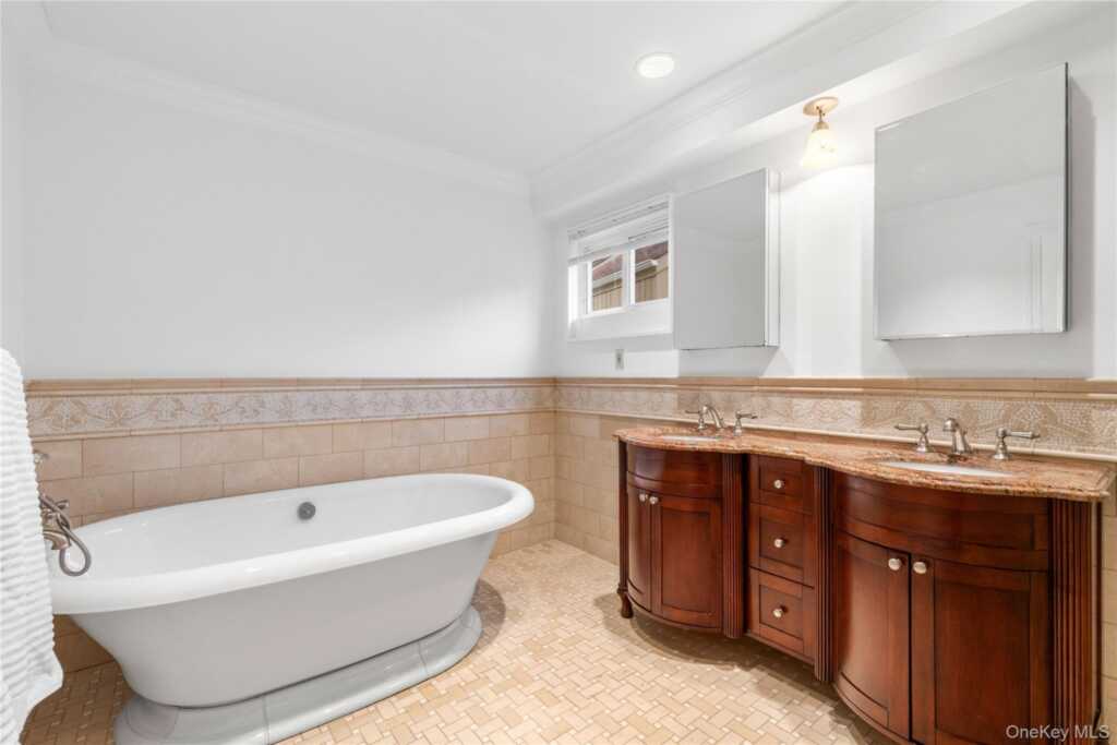 60 Talcott Road, Rye, NY 10573 - Photo 22 of 45