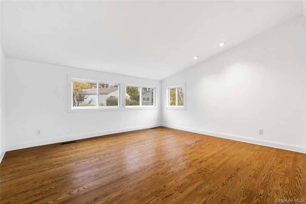 60 Talcott Road, Rye, NY 10573 - Photo 28 of 45