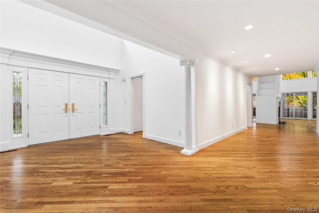 60 Talcott Road, Rye, NY 10573 - Photo 3 of 45