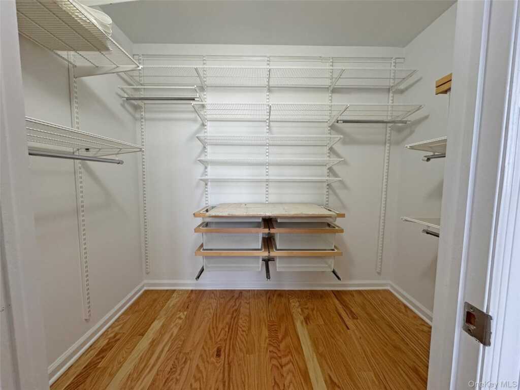 300 Mamaroneck Avenue, Unit ##819, White Plains, NY 10605 - Photo 8 of 21