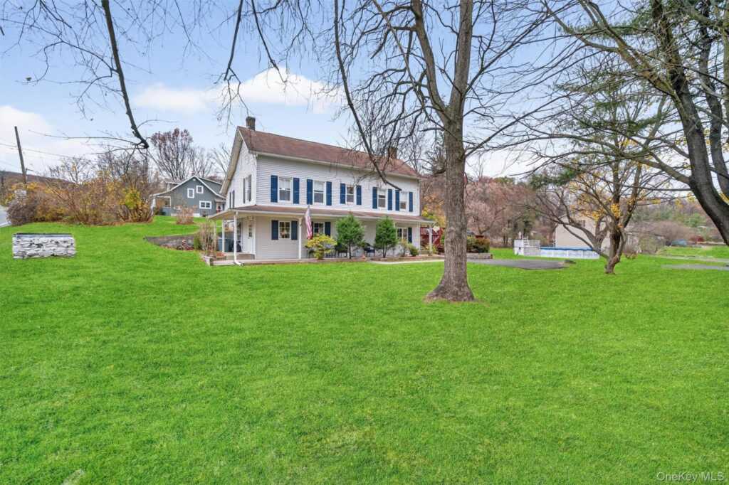 493 Willow Grove Road, Stony Point, NY 10980 - Photo 4 of 33