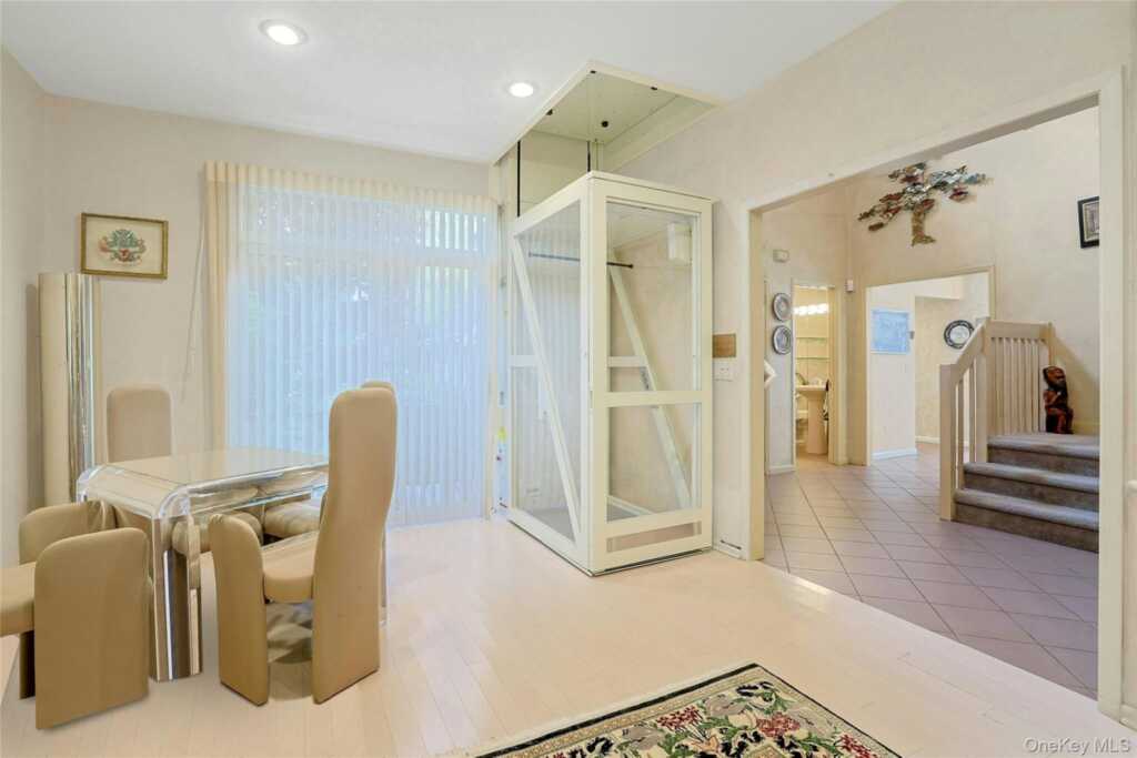 44 Westfield Road, White Plains, NY 10605 - Photo 10 of 40