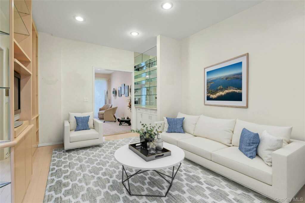 44 Westfield Road, White Plains, NY 10605 - Photo 11 of 40