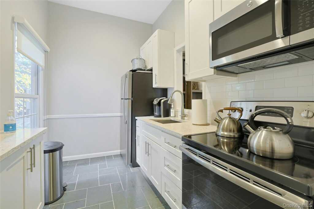 44 Westfield Road, White Plains, NY 10605 - Photo 36 of 40