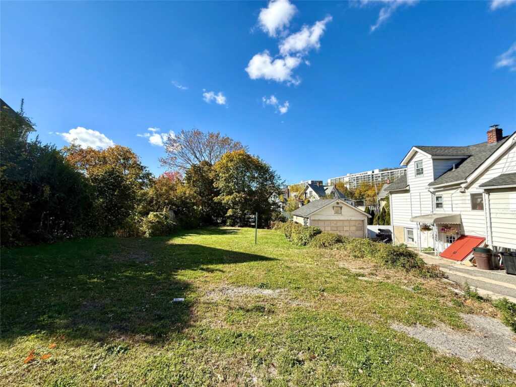 179 Chatterton Avenue, White Plains, NY 10606 - Photo 10 of 11