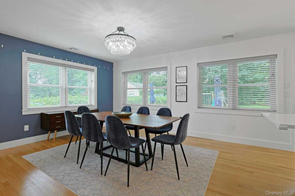 73 Bon Air Avenue, New Rochelle, NY 10804 - Photo 4 of 18