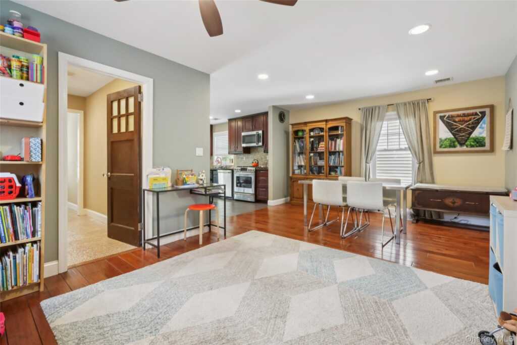 275 High Avenue, Nyack, NY 10960 - Photo 19 of 37