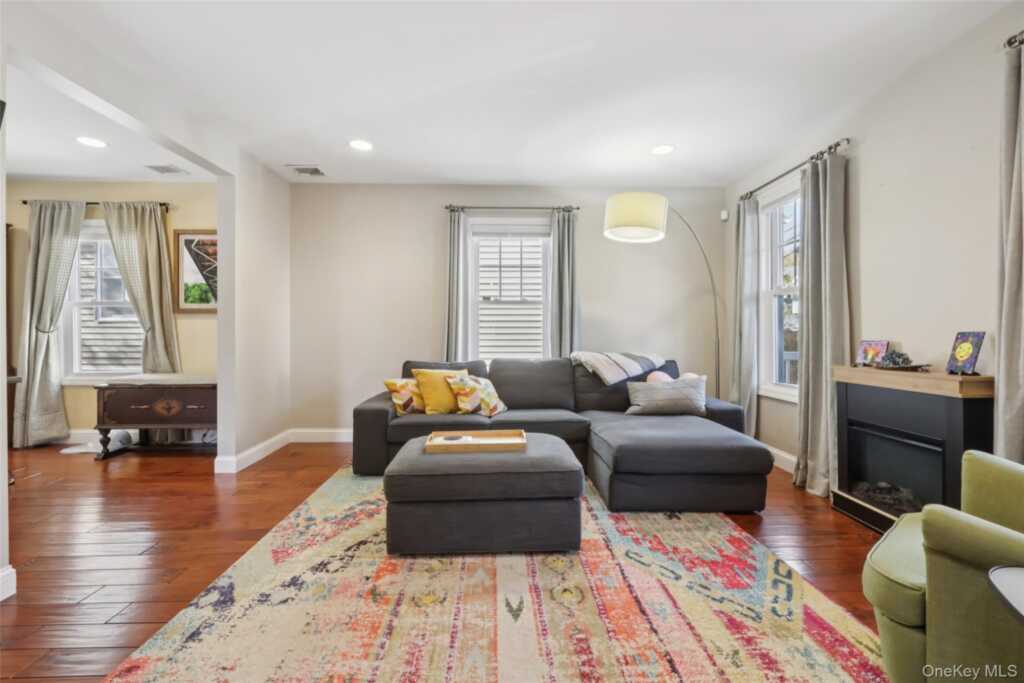 275 High Avenue, Nyack, NY 10960 - Photo 8 of 37