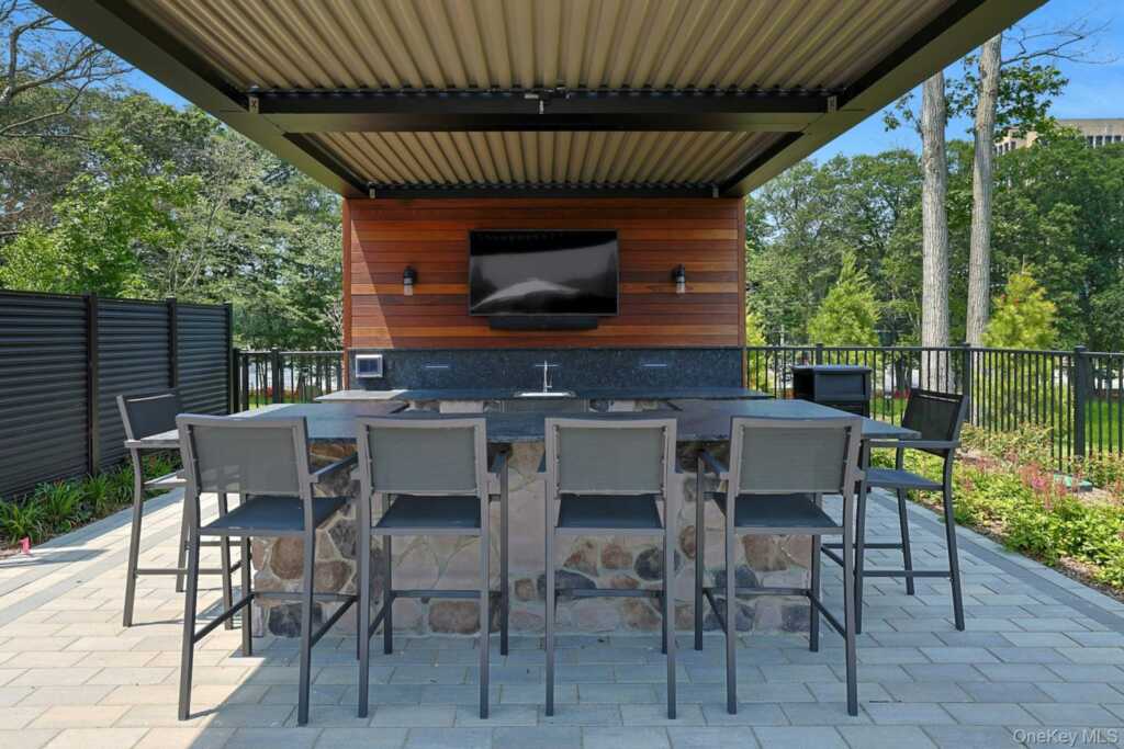 5105 Lucy Court, Unit #5105, Pearl River, NY 10965 - Photo 30 of 37