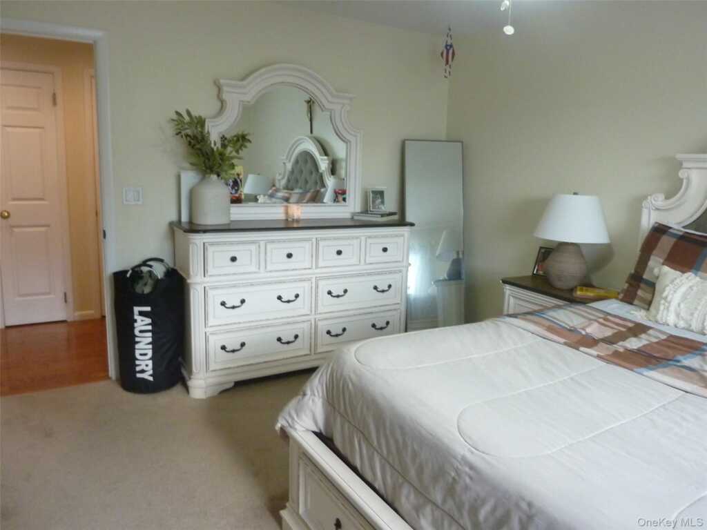 143 Parkside Drive, Suffern, NY 10901 - Photo 12 of 20