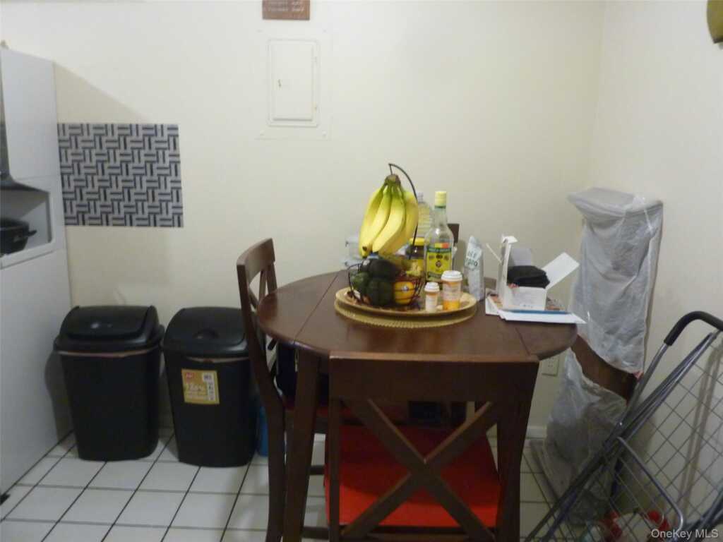 35 Park Avenue, Unit #2D, Suffern, NY 10901 - Photo 4 of 15