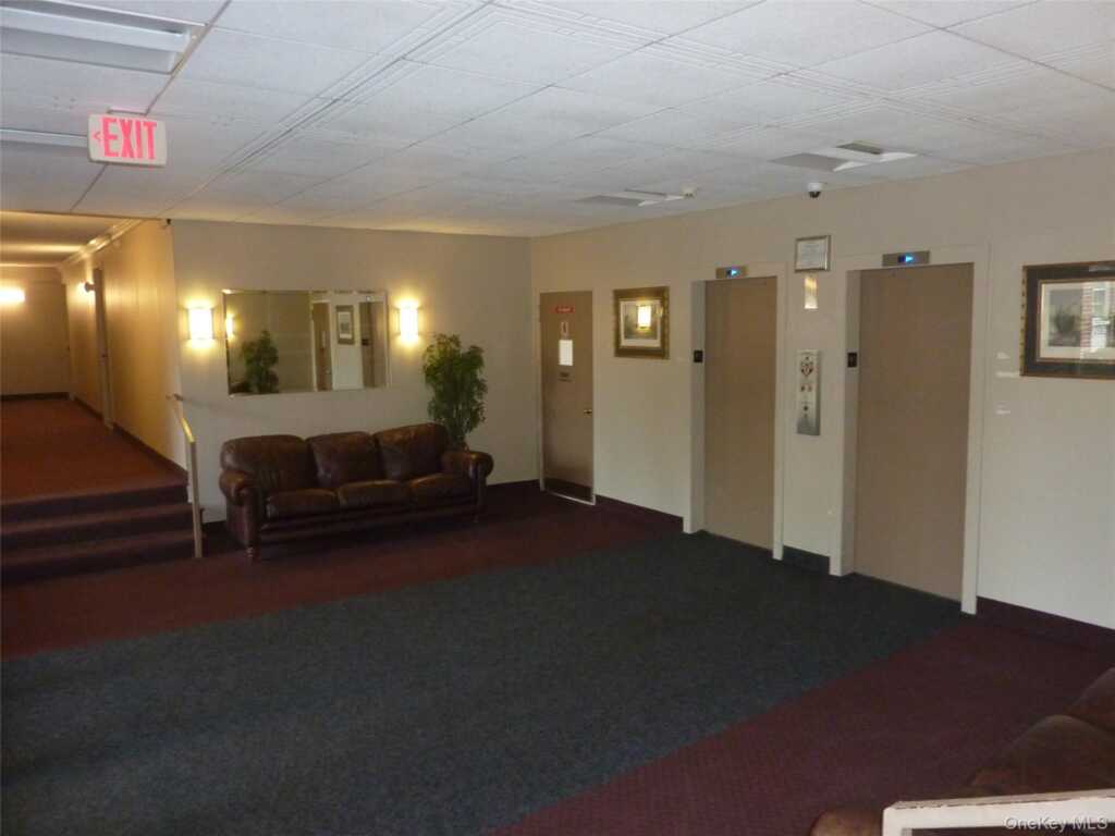 35 Park Avenue, Unit #2D, Suffern, NY 10901 - Photo 7 of 15