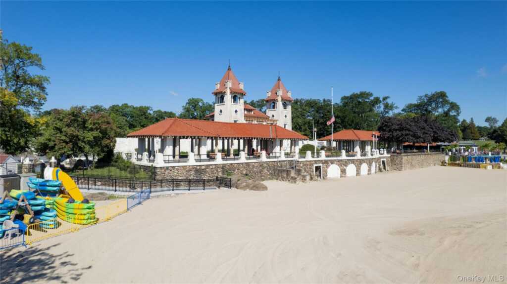 28 Everett Street, Rye, NY 10580 - Photo 9 of 21