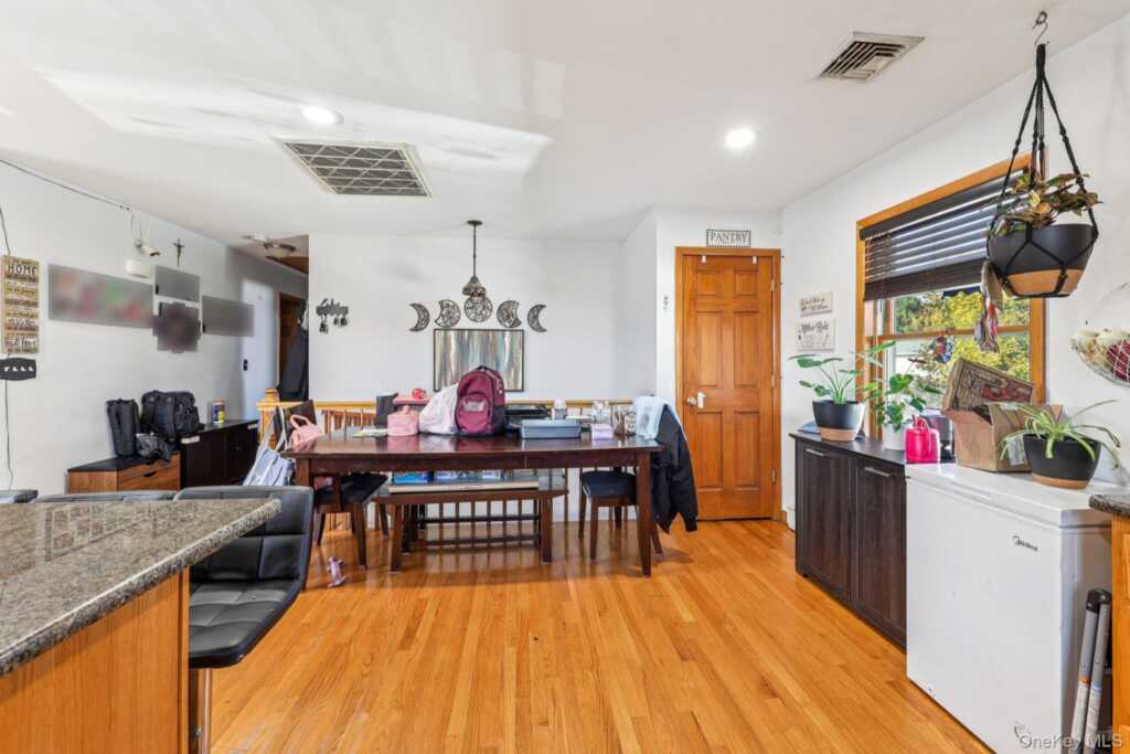 22 Orchard Street, Nanuet, NY 10954 - Photo 17 of 25