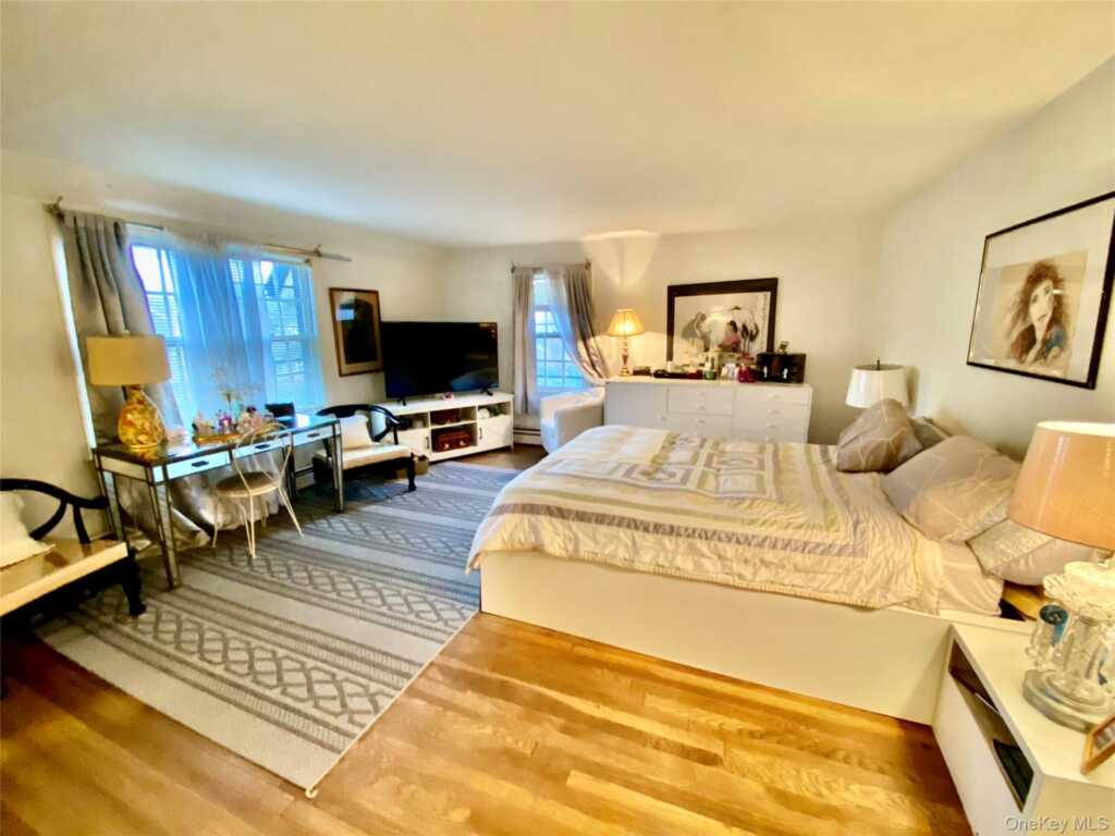 26 Glen Avenue, Rye, NY 10573 - Photo 10 of 14