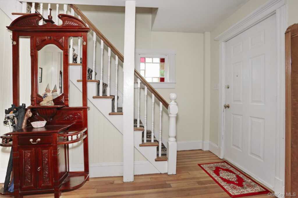 81 E Maple Avenue, Suffern, NY 10901 - Photo 21 of 34