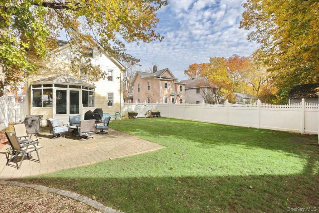 81 E Maple Avenue, Suffern, NY 10901 - Photo 32 of 34