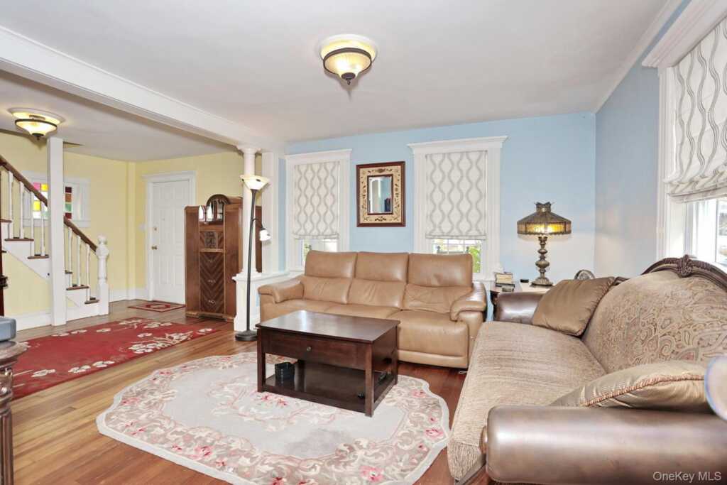 81 E Maple Avenue, Suffern, NY 10901 - Photo 7 of 34