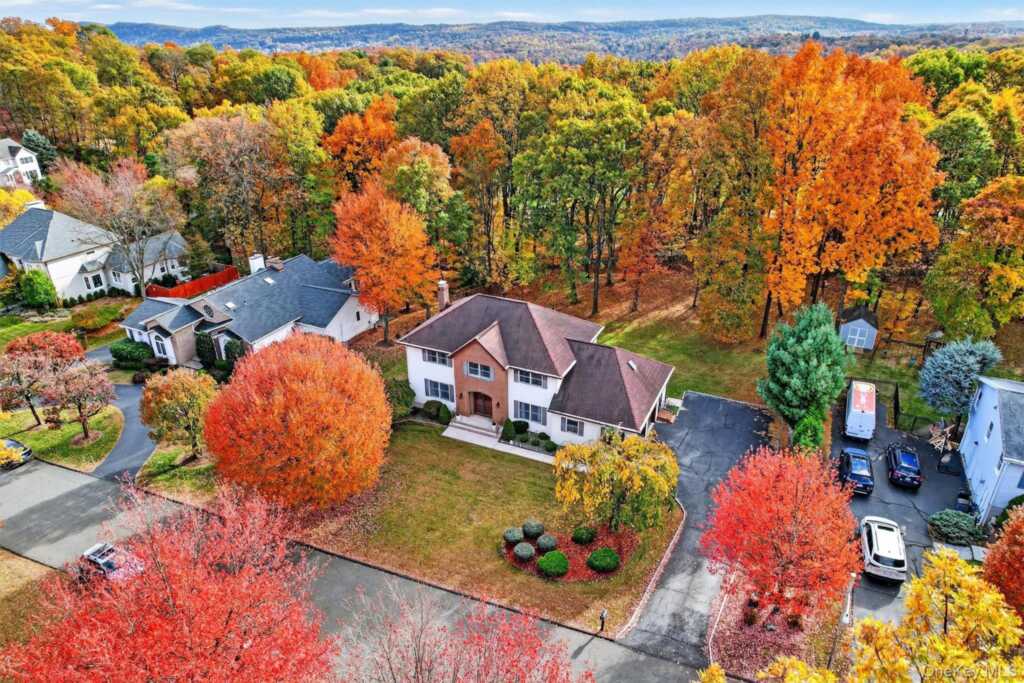 6 Phillips Drive, Stony Point, NY 10980 - Photo 2 of 50