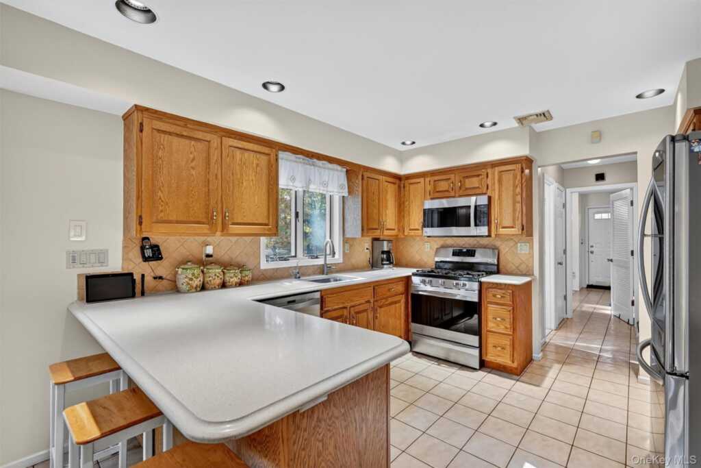 6 Phillips Drive, Stony Point, NY 10980 - Photo 21 of 50