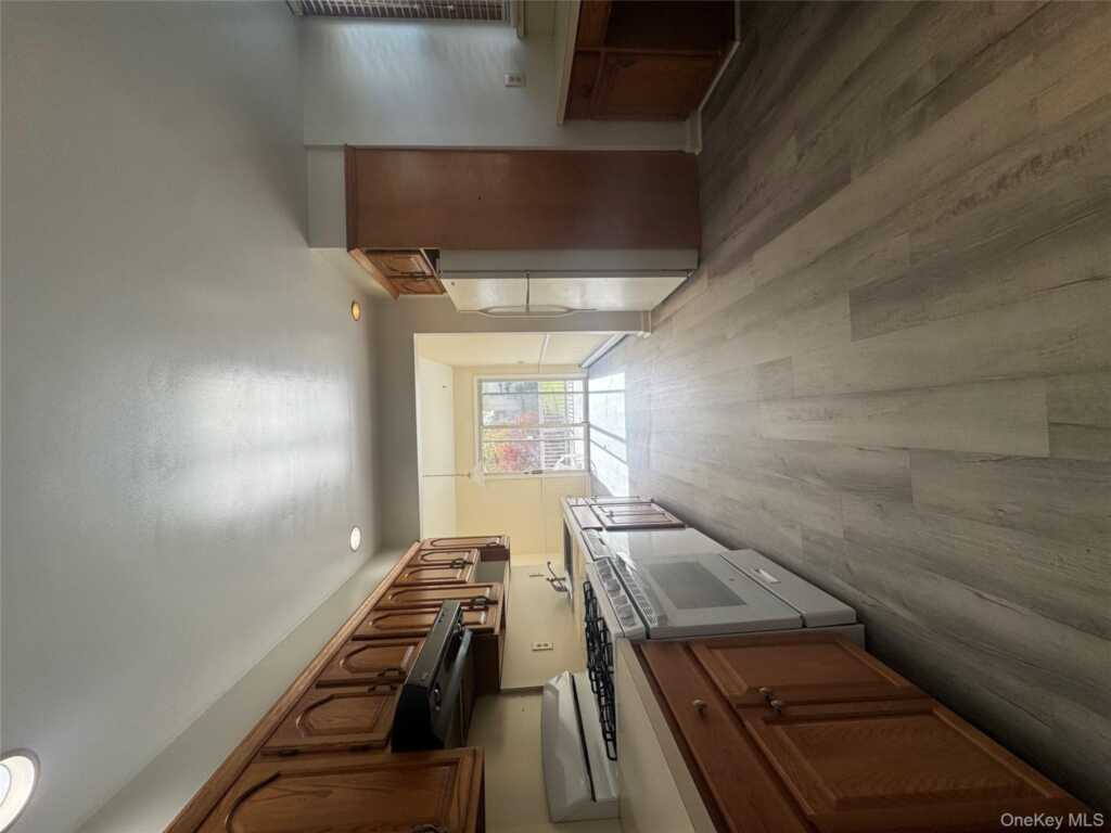 138 Mayflower Avenue, Unit #1, New Rochelle, NY 10801