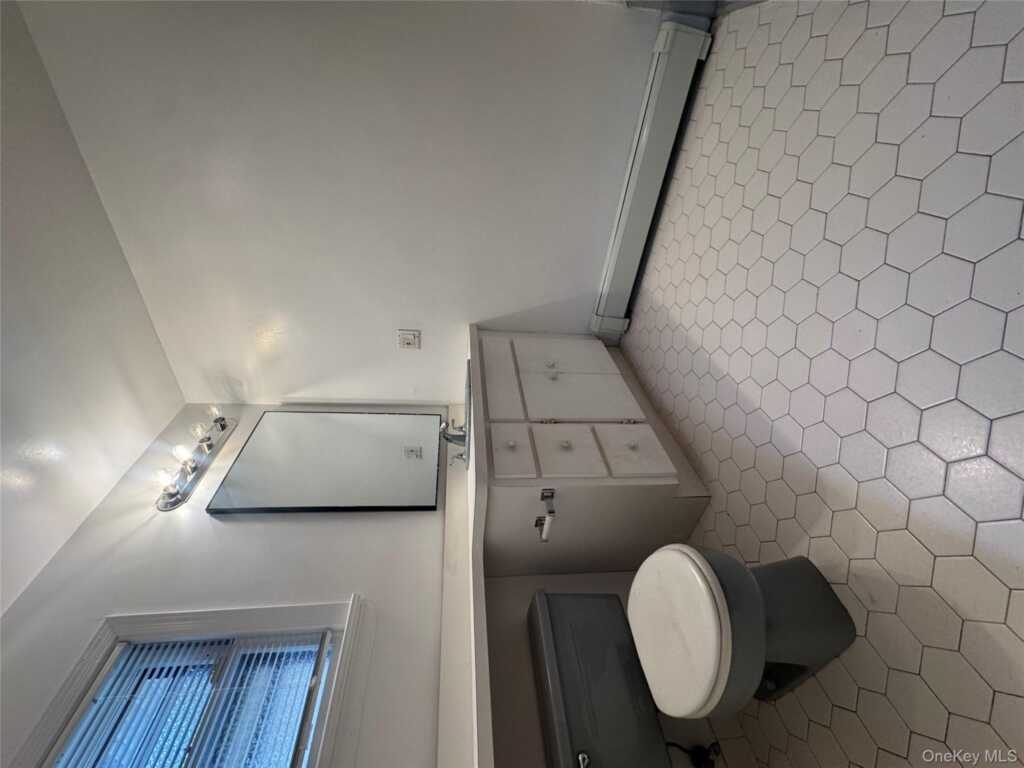 138 Mayflower Avenue, Unit #1, New Rochelle, NY 10801 - Photo 10 of 12