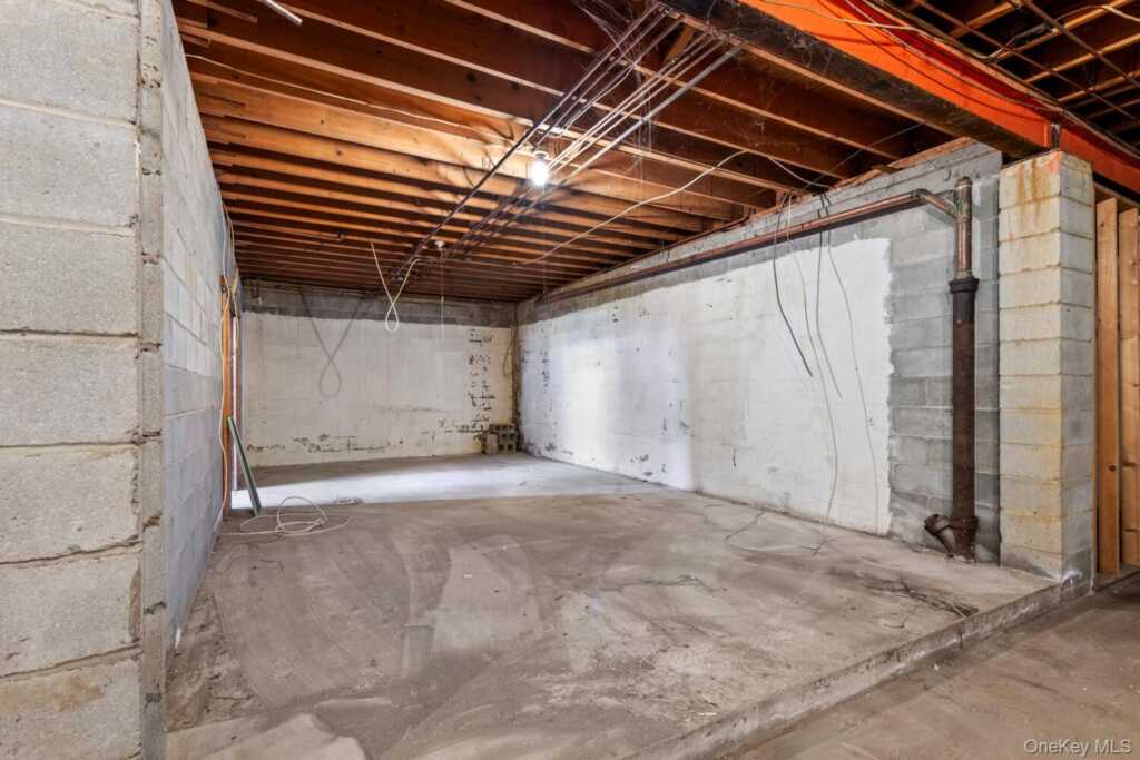 89 Jay Street, Stony Point, NY 10980 - Photo 31 of 43