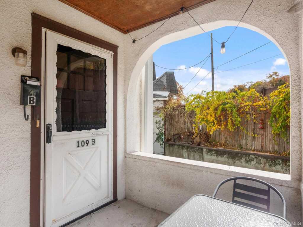 109 Cooper Drive, Unit #B, Nyack, NY 10960 - Photo 2 of 27