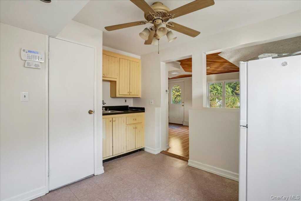 24 Govan Drive, Stony Point, NY 10980 - Photo 32 of 40