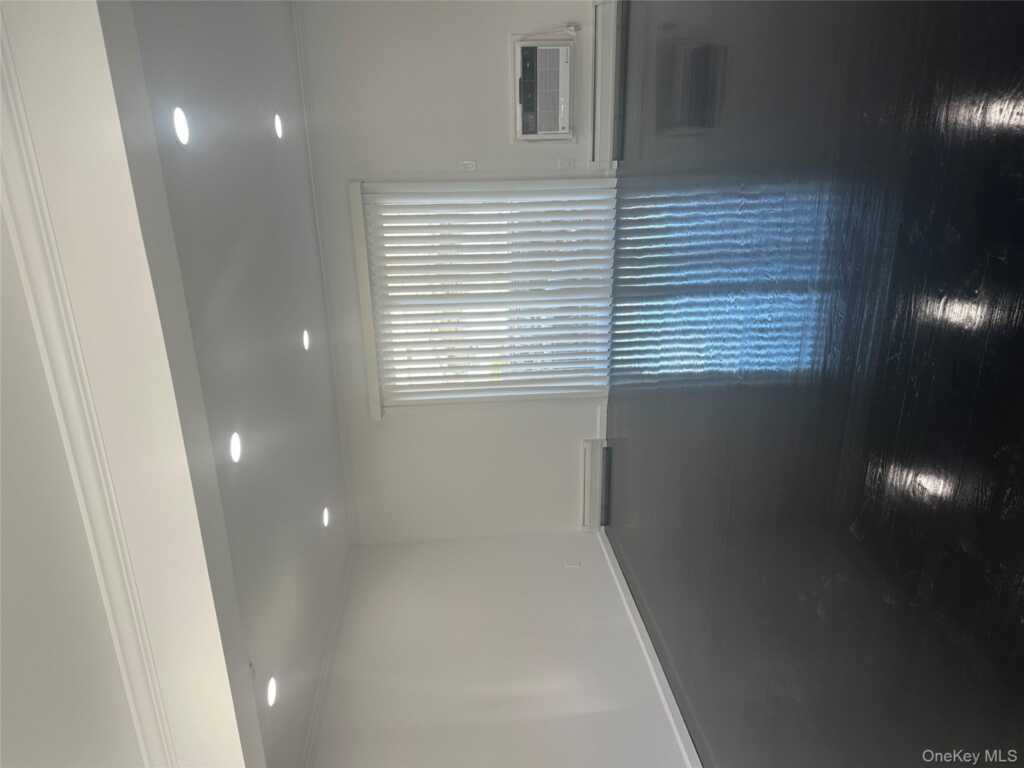 8 Central Drive, Unit #4, Nanuet, NY 10954 - Photo 4 of 19