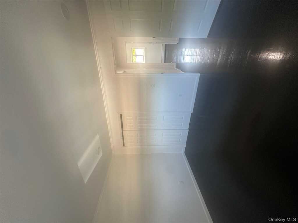 8 Central Drive, Unit #4, Nanuet, NY 10954 - Photo 8 of 19