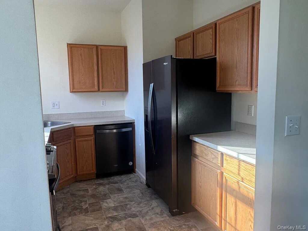 103 Pipetown Hill Road, Nanuet, NY 10954 - Photo 11 of 16