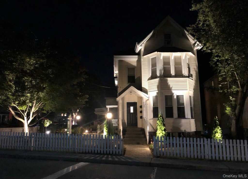 196 Depew Avenue, Unit ##3, Nyack, NY 10960 - Photo 12 of 15