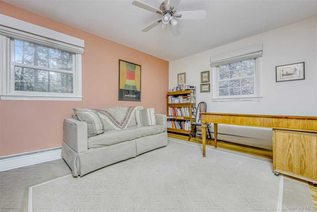 19 Mary Beth Drive, Suffern, NY 10901 - Photo 17 of 23