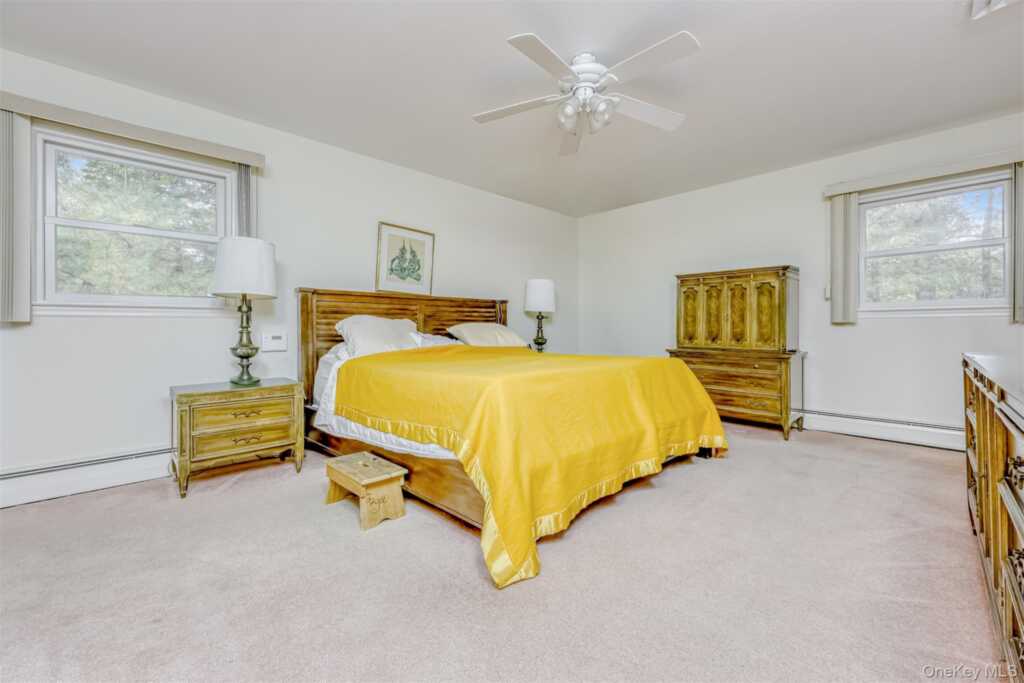 19 Mary Beth Drive, Suffern, NY 10901 - Photo 18 of 23