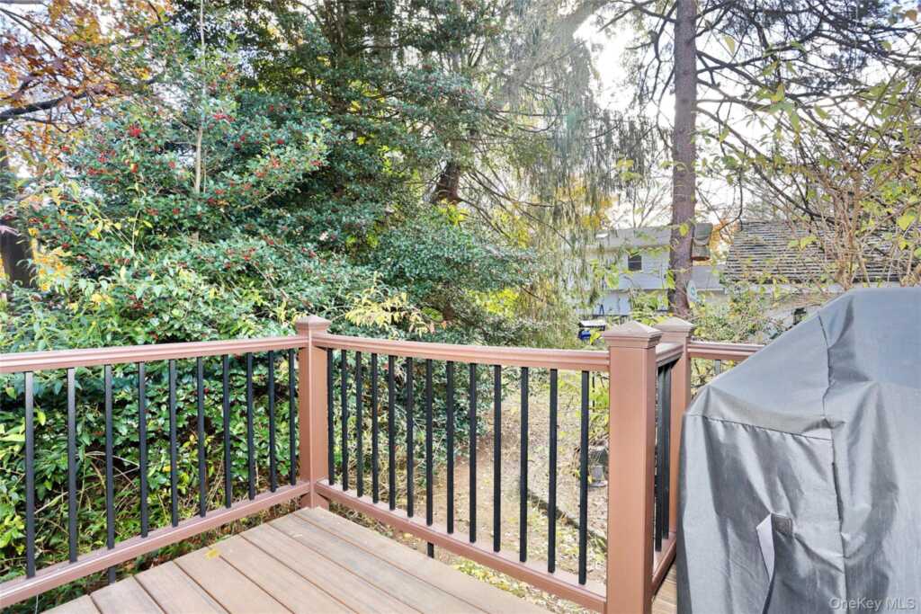 310 Mountain Road, New City, NY 10956 - Photo 17 of 27