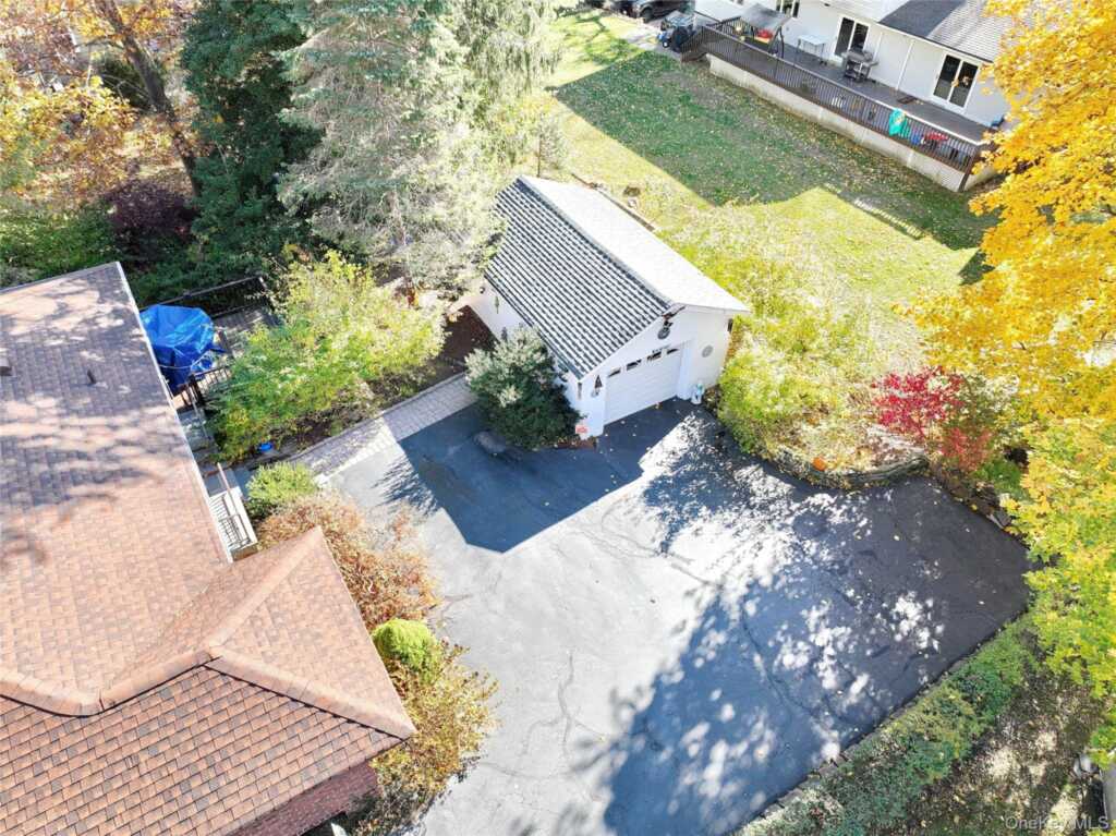 310 Mountain Road, New City, NY 10956 - Photo 20 of 27