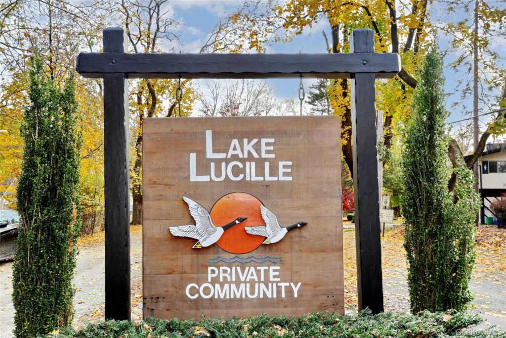 310 Mountain Road, New City, NY 10956 - Photo 23 of 27