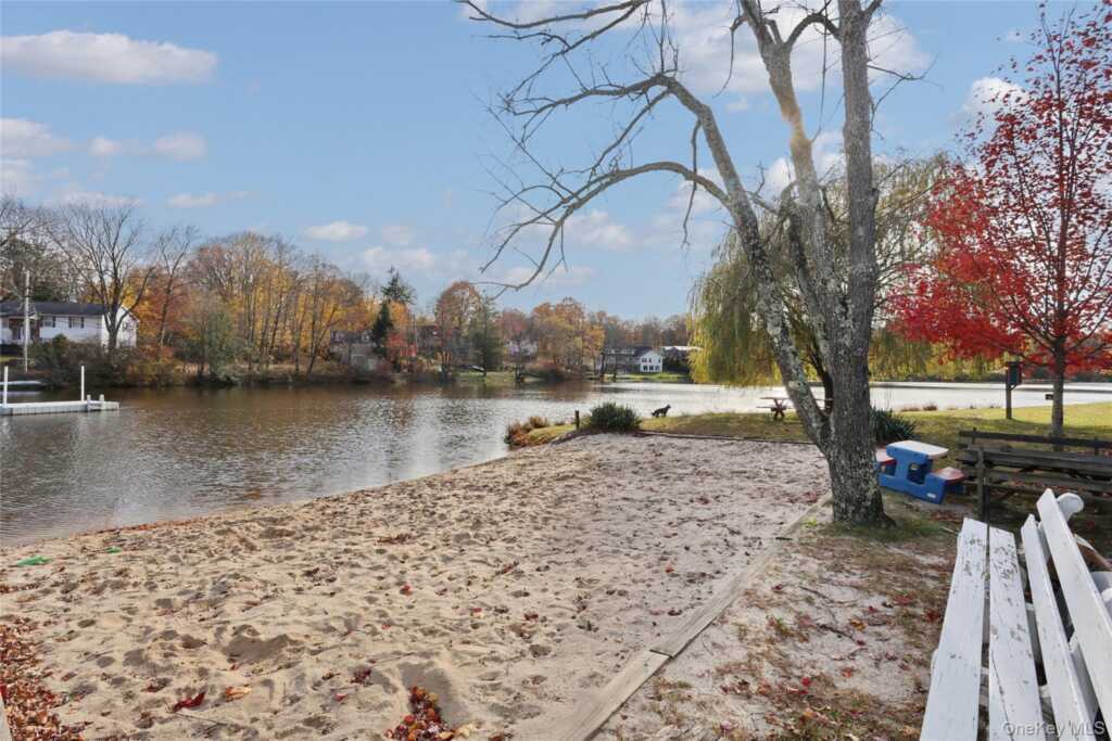 310 Mountain Road, New City, NY 10956 - Photo 24 of 27