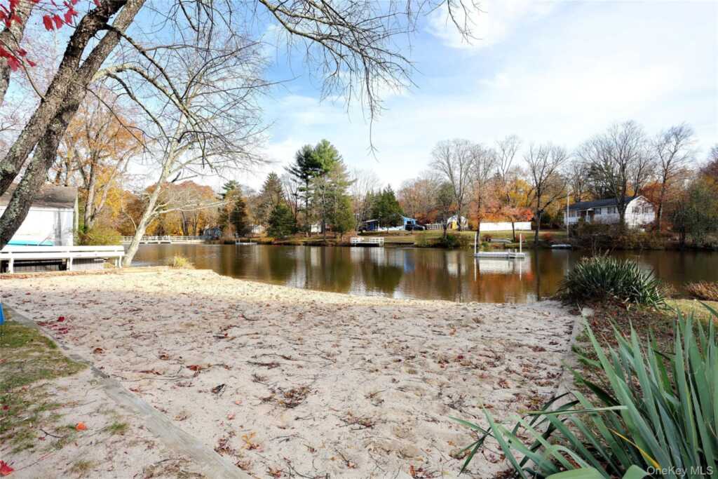 310 Mountain Road, New City, NY 10956 - Photo 25 of 27