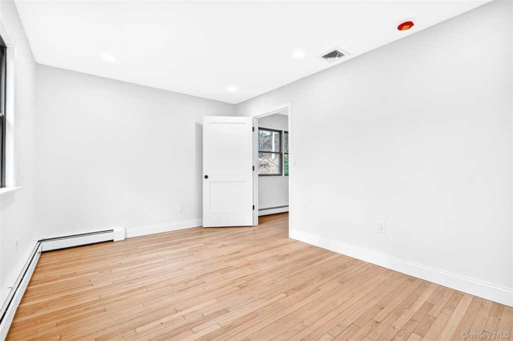 9 Tiorati Trail, Stony Point, NY 10980 - Photo 17 of 49