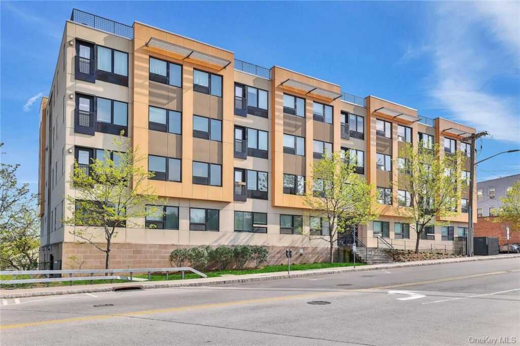 68 Lake Street, Unit #108, White Plains, NY 10603 - Photo 2 of 36