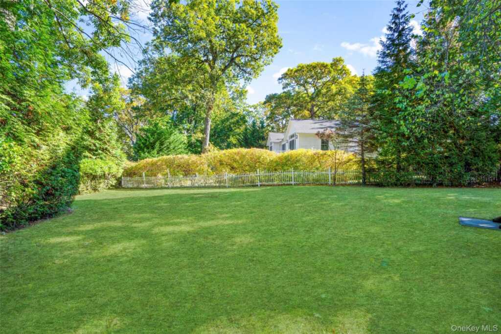 1 Beech Road, New Rochelle, NY 10804 - Photo 27 of 34