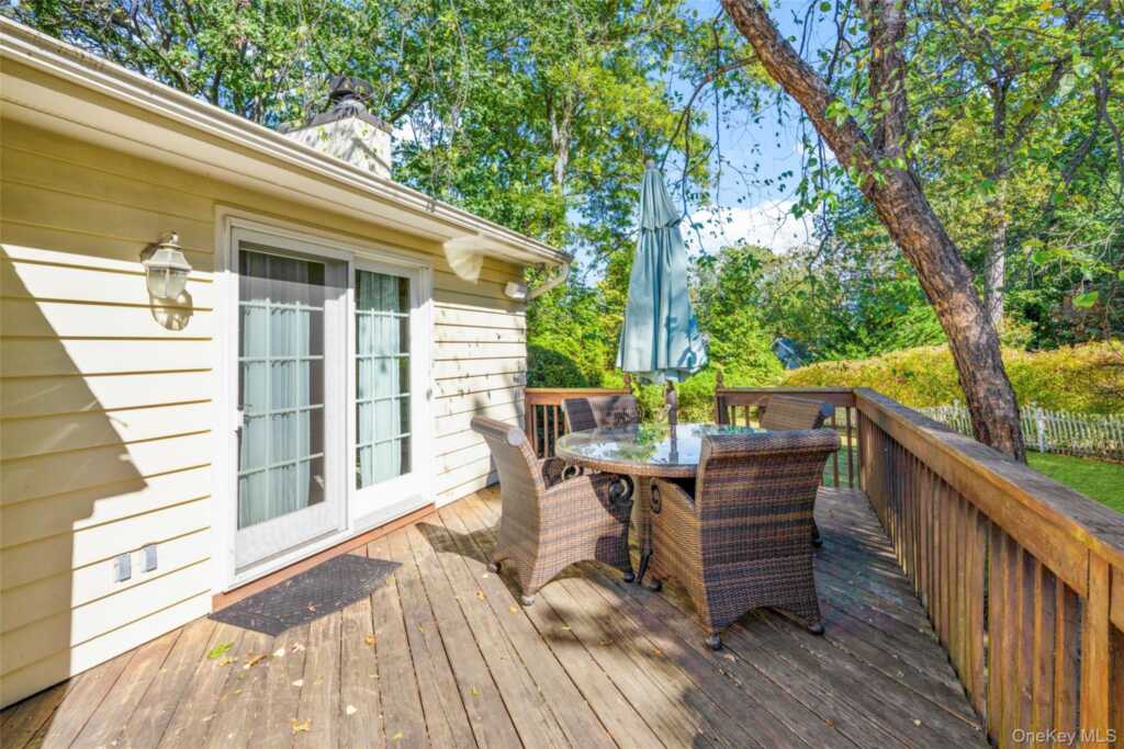 1 Beech Road, New Rochelle, NY 10804 - Photo 28 of 34