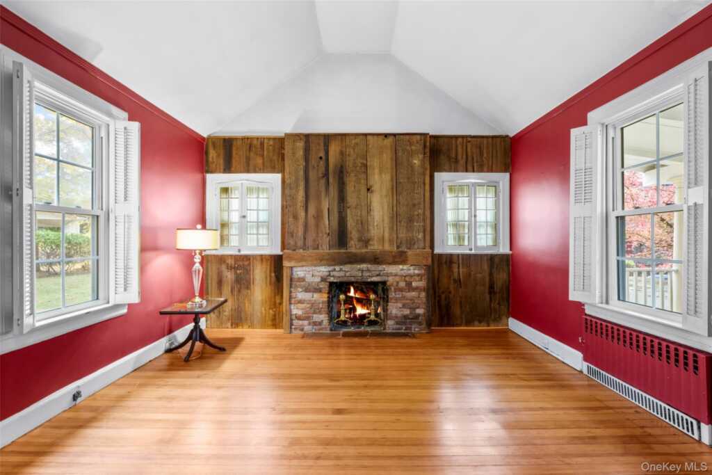 1 Beech Road, New Rochelle, NY 10804 - Photo 9 of 34